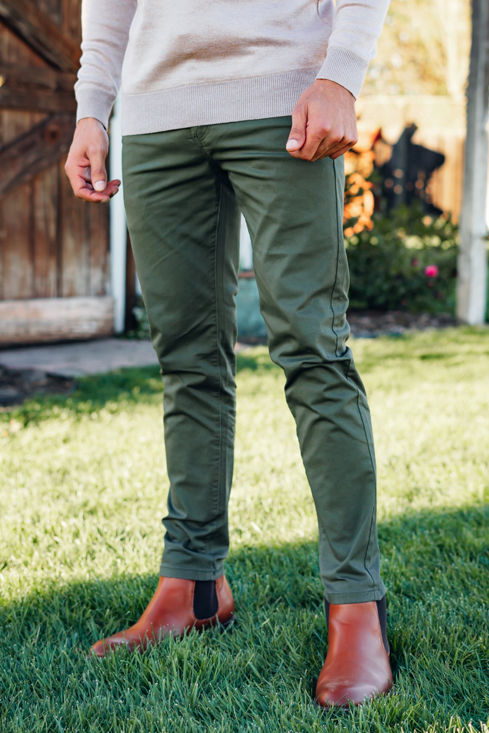 Everyday Chinos in Olive